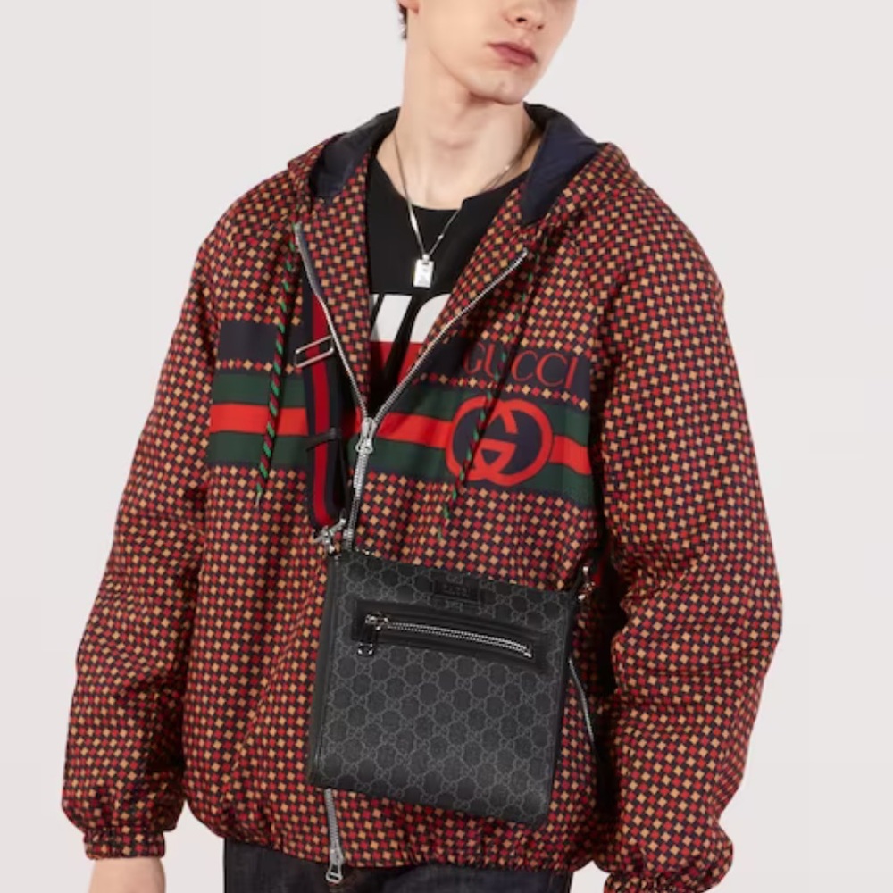 Gucci GG Supreme Messenger Bag